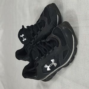 Under Armour Black Tennis Shoes Lace Up Athletic Casual Sneakers Size 6Y